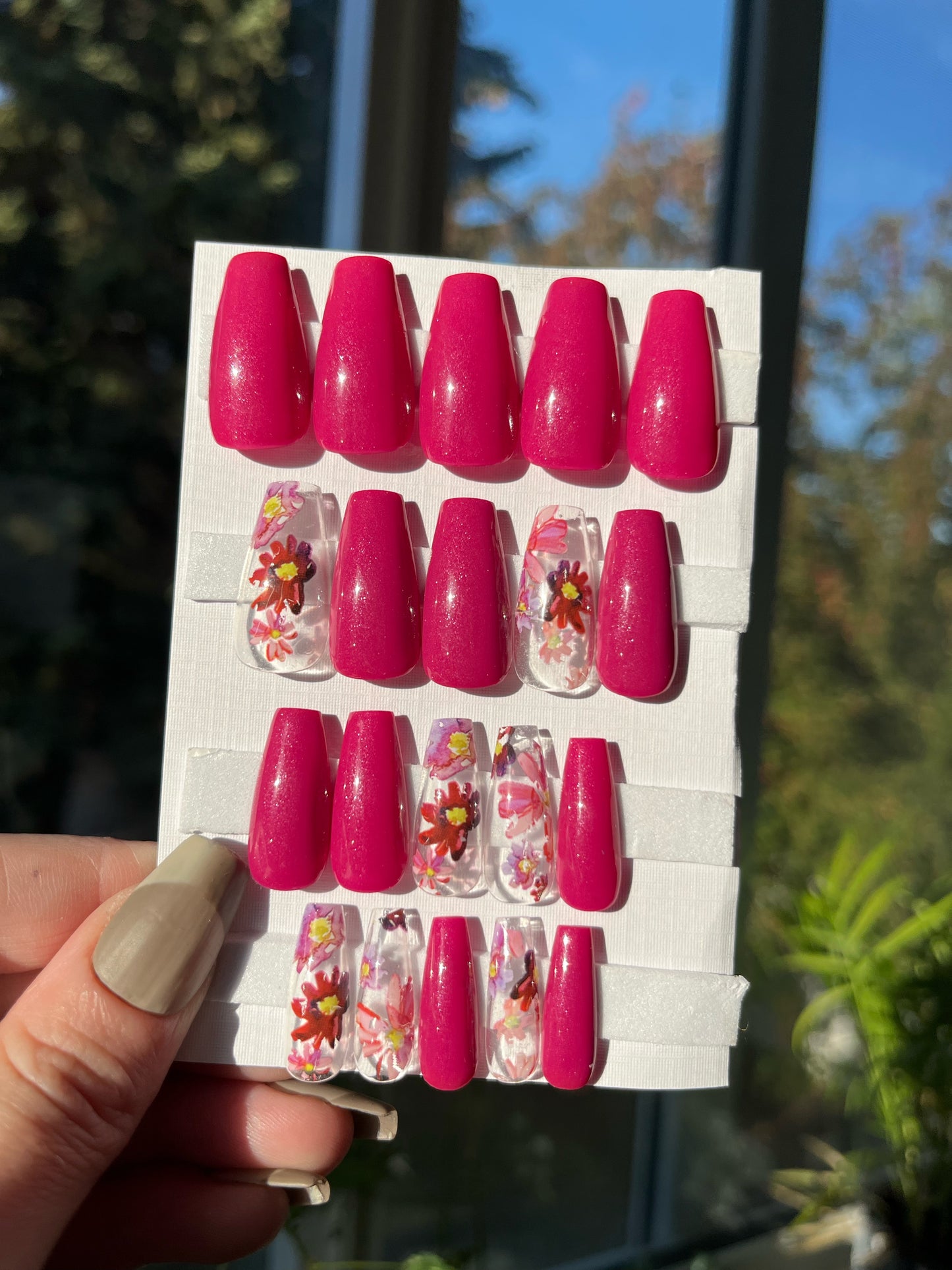 Dark Pink Floral 20 pc (med coffin)